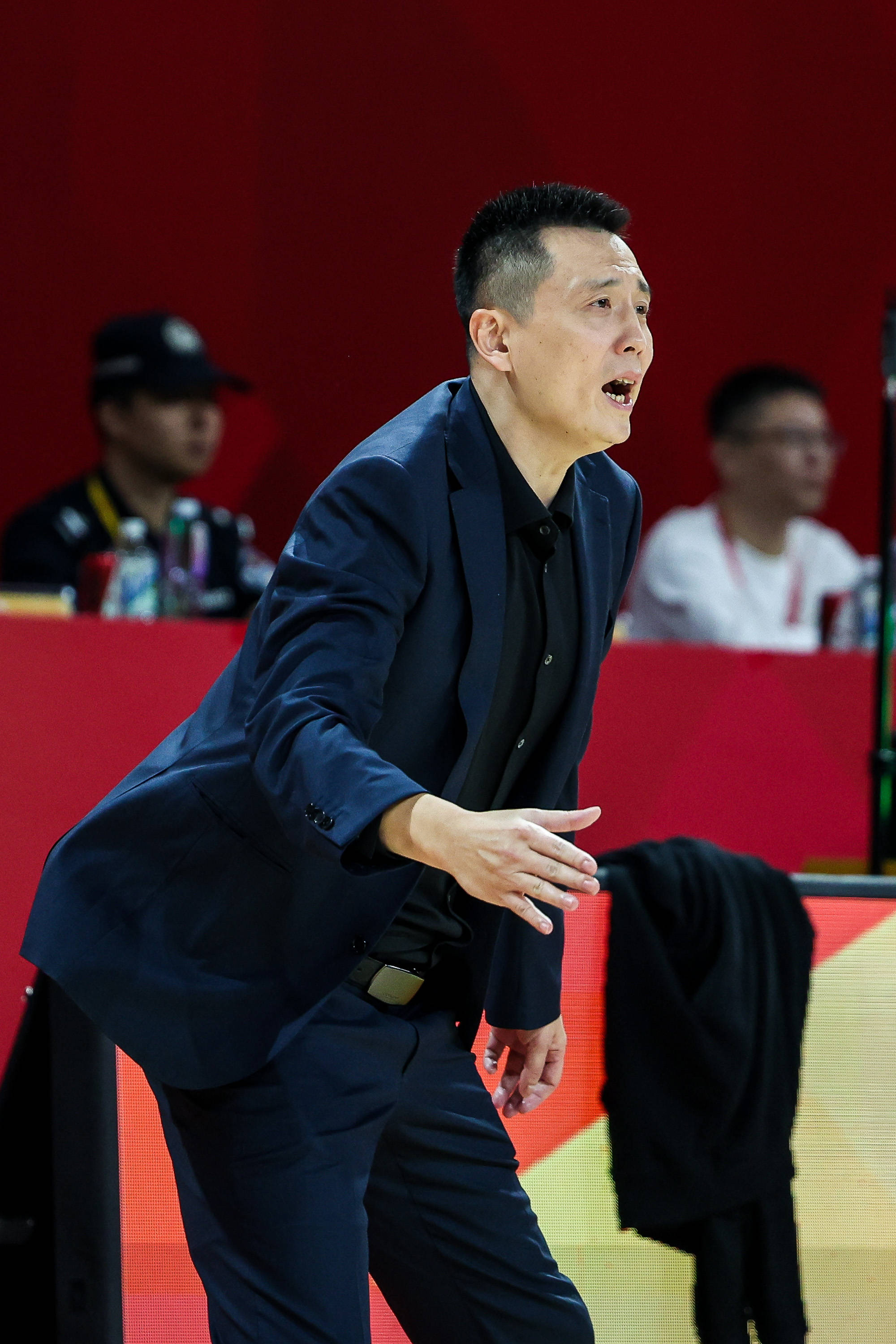 Milan深圳男篮围绕CBA常规赛单刀错失夏洛特黄蜂冲刺阶段再遭质疑之后，今夜奥兰多魔术调整名单以备国王杯的简单介绍